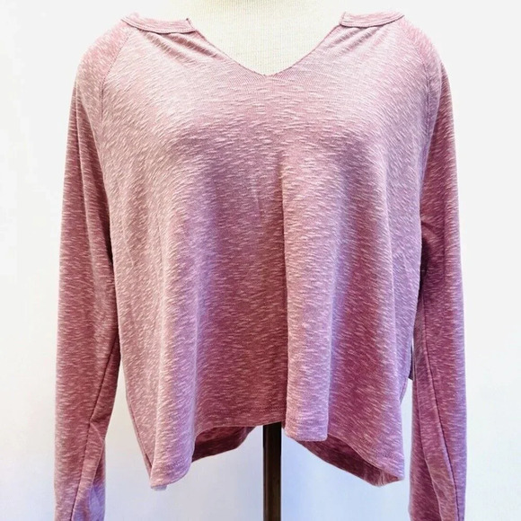 NWT SO GOODS FOR LIFE Juniors Long Sleeve Pullover V-Neck Pink Crop Top Size XL - Picture 1 of 12